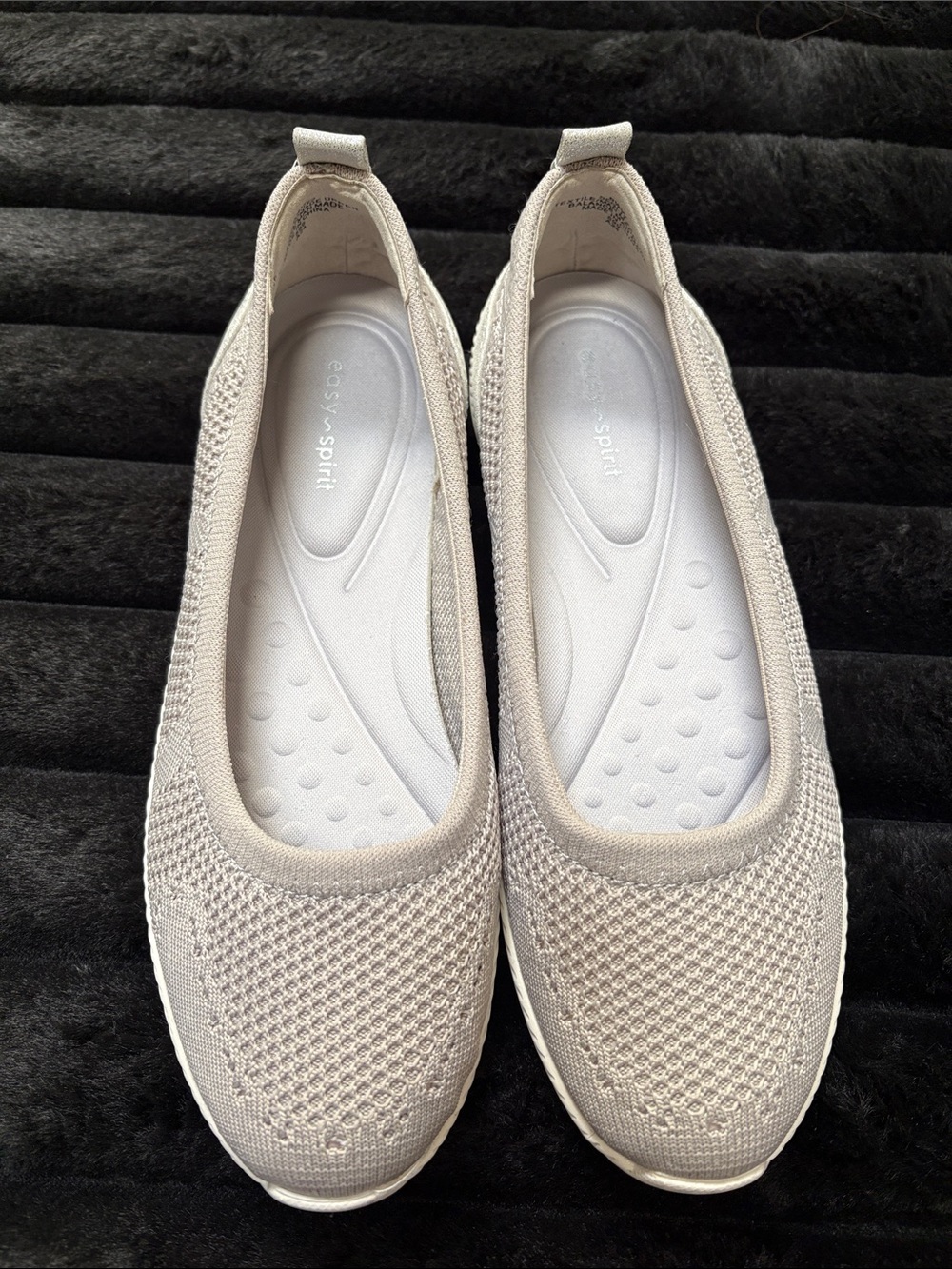 Easy Spirit Women’s Slip-On Knit Comfort Flats in Light Gray